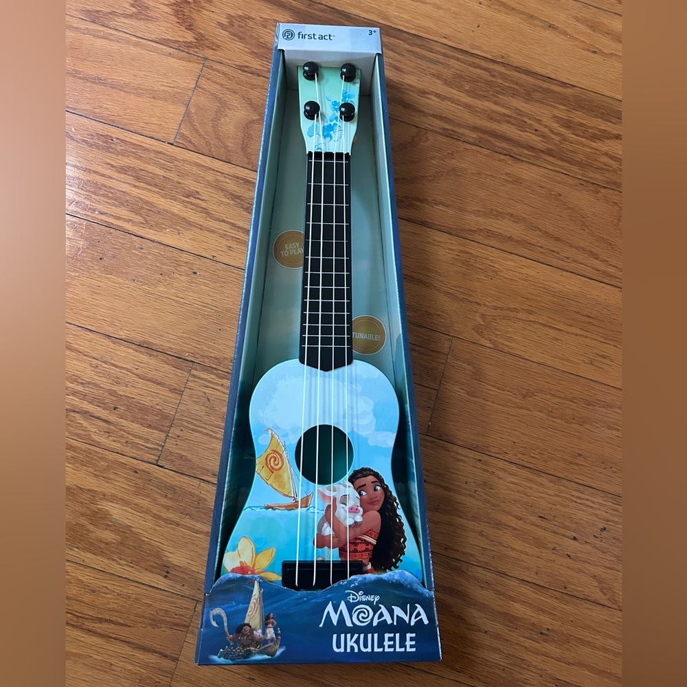 NWT Disney Moana Ukulele